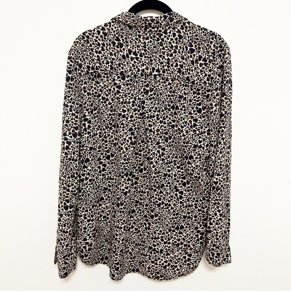 BeachLunchLounge Leopard Print Button Up Shirt Unsized ( large?) - Picture 2 of 8